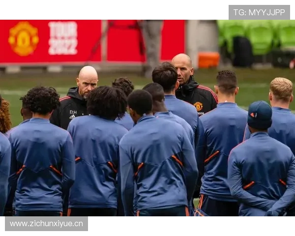 曼联进攻组织混乱问题持续显现，影响球队近期比赛走势