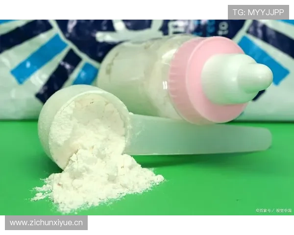 卡瓦尼训练完顺手把蛋白粉当奶粉冲给孩子喝了