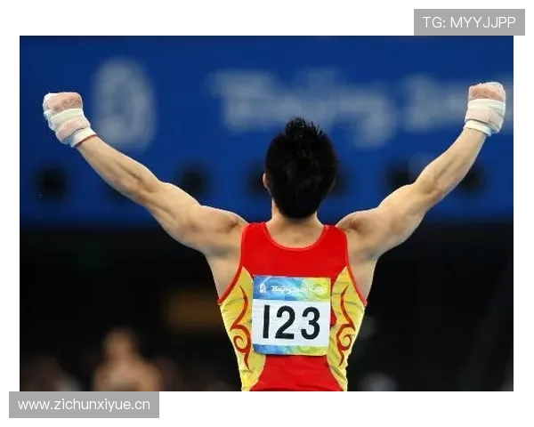 李小鹏上次训练结束后，居然直接拎着快递回家，跟冠军气质反差也太大了吧