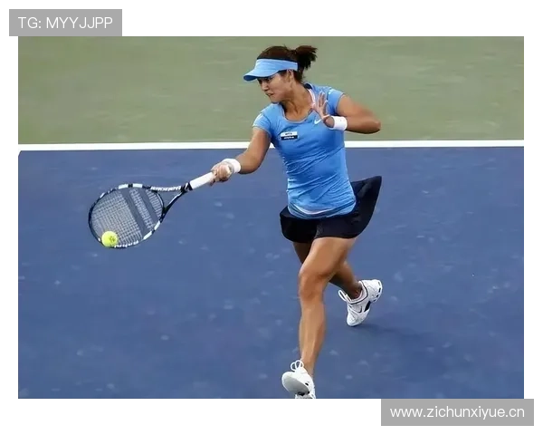 李娜训练间隙竟偷偷擦防晒？这冠军也太讲究了吧！