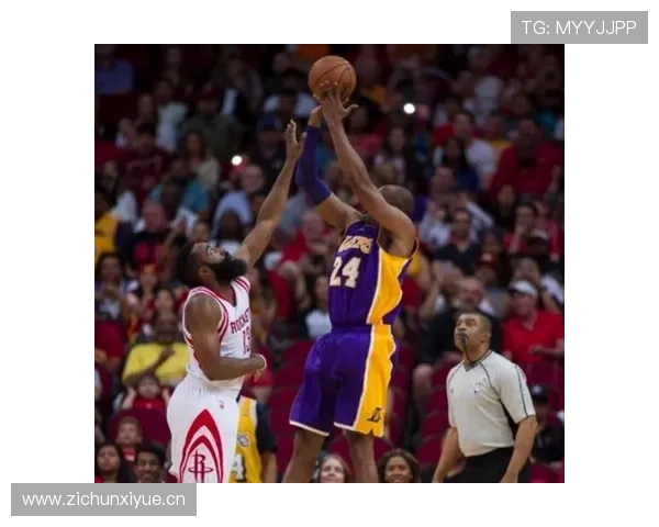 佩贾无球跑动拉开空间，三分效率碾压同位置锋线